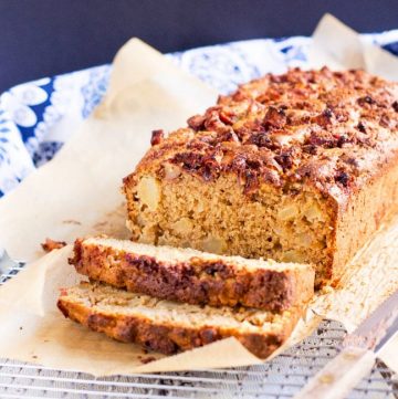 This Apple & Ginger Wholemeal Loaf Cake makes great use of seasonal apples. It is lovely and moist, and is good for dessert with cream.