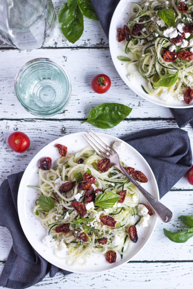 Lemon Feta Zucchini Noodles. The perfect vegetarian meal for a hot summer's evening.