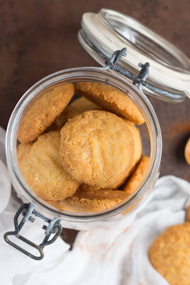 Nana's Spicy Cheese Shortbread Biscuits. Whip up this easy shortbread biscuit recipe in under 30 minutes. Great as a quick snack.
