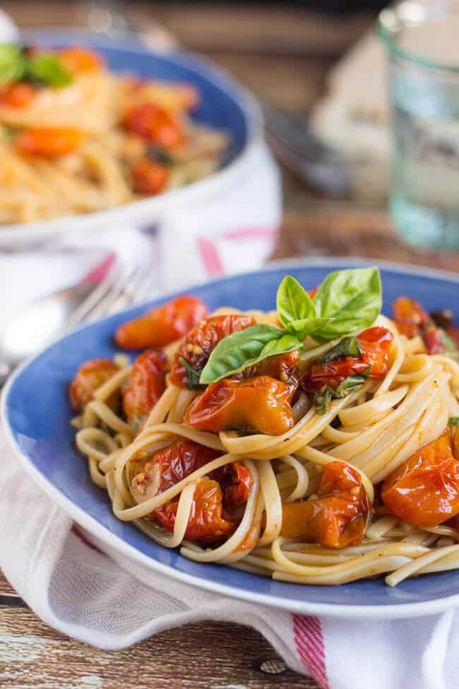Quick & Easy Roasted Cherry Tomato Pasta Sauce. The perfect way to use up that glut of cherry tomatoes.